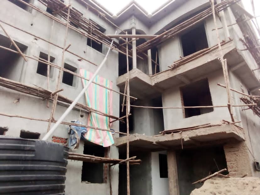 Flat(more than 2 floors)